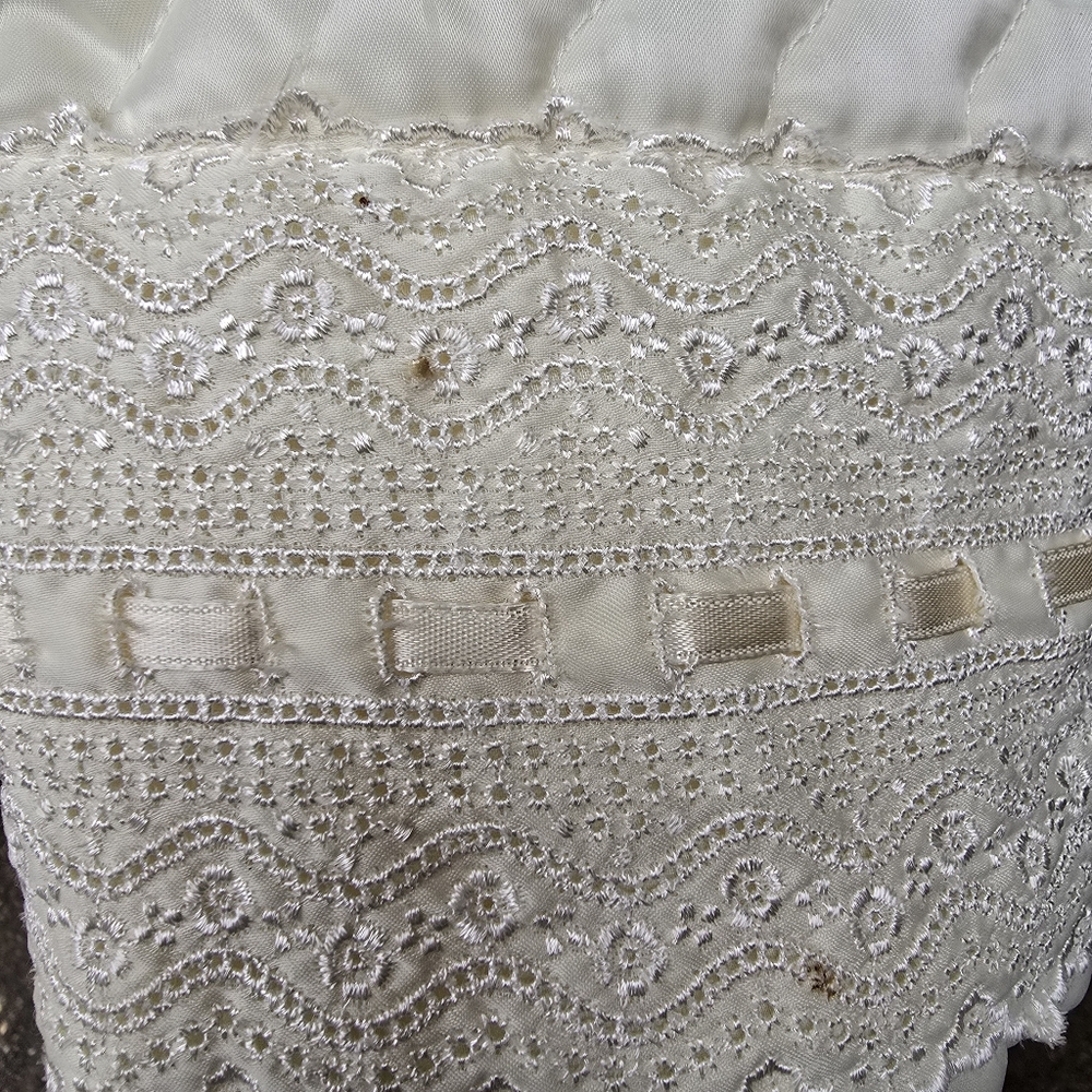 1980s Christian Dior Quilted Bed Jacket Lingerie Size Medium Ivory Lace Vintage, - Picture 15 of 16